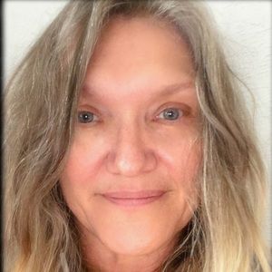 Meet your Posher, Helen